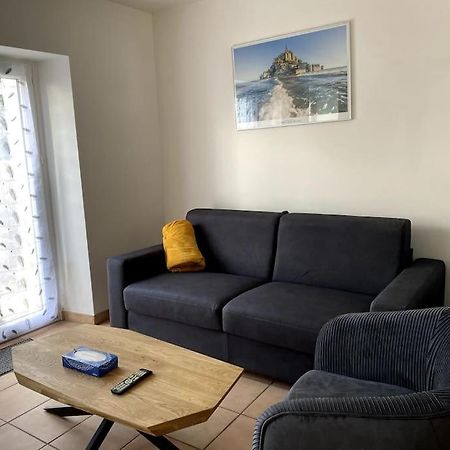 Gite La Mouette De 4 Personnes Pontorson Bagian luar foto